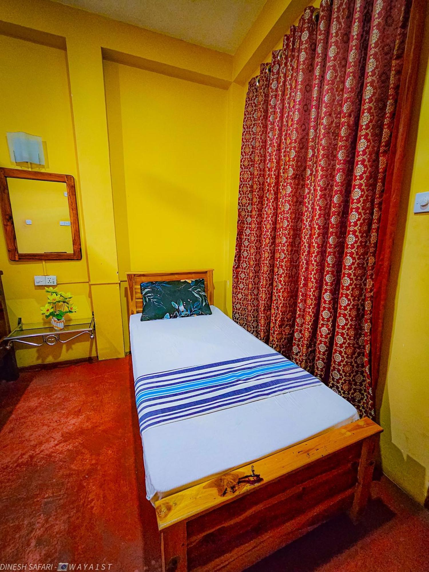 אודוואלאווה Dinesh Safari Homestay מראה חיצוני תמונה