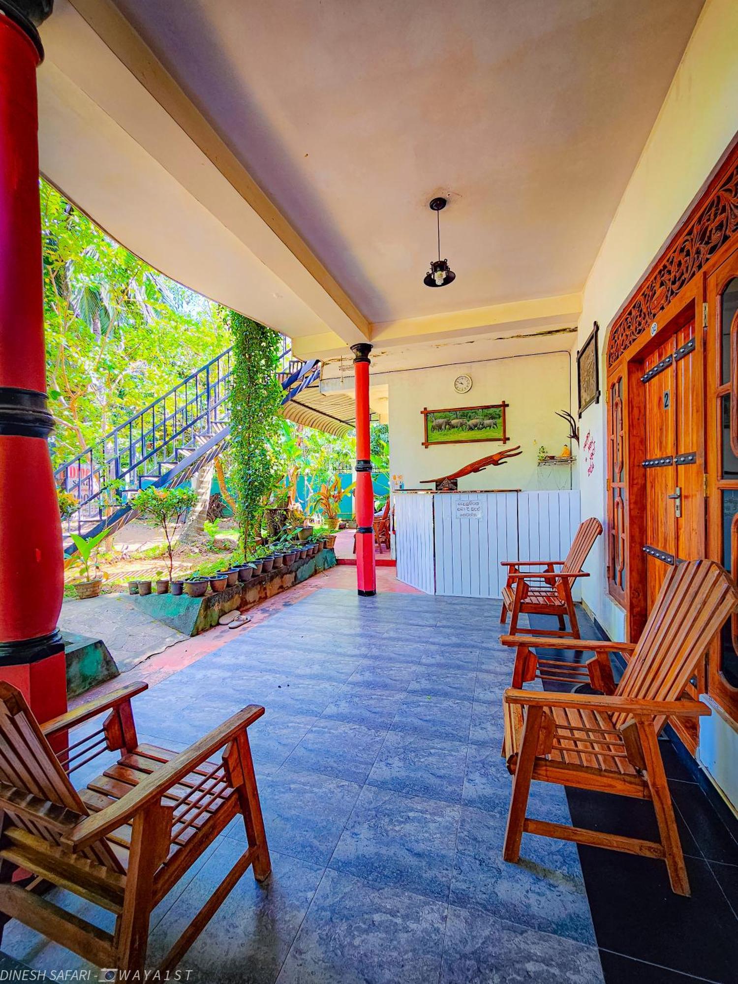 אודוואלאווה Dinesh Safari Homestay מראה חיצוני תמונה