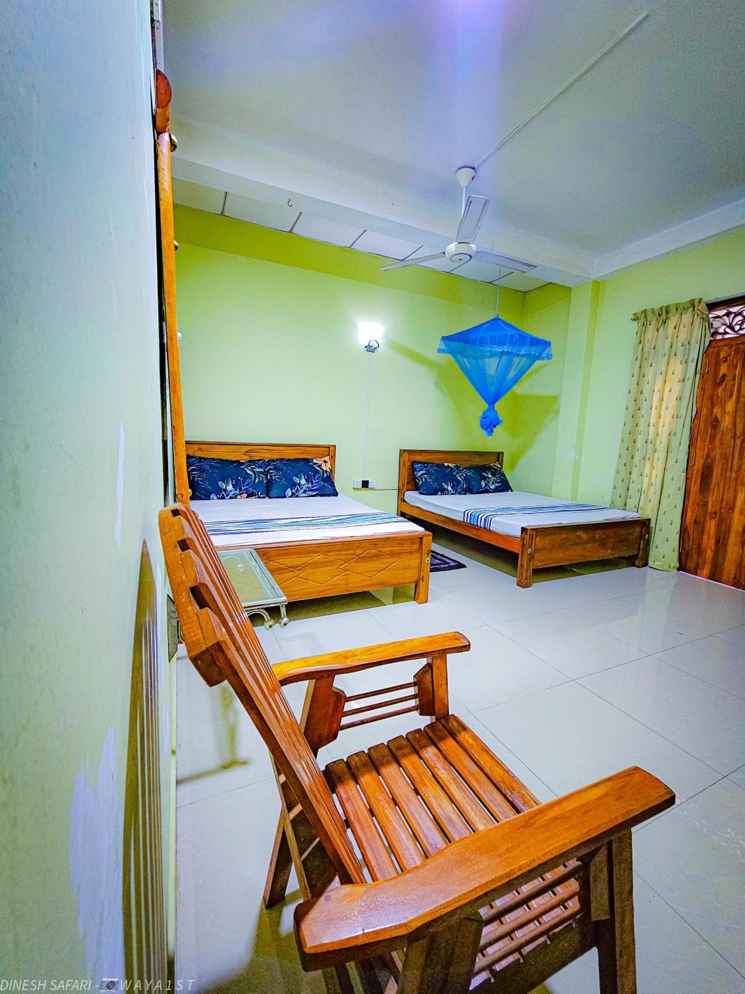 אודוואלאווה Dinesh Safari Homestay מראה חיצוני תמונה