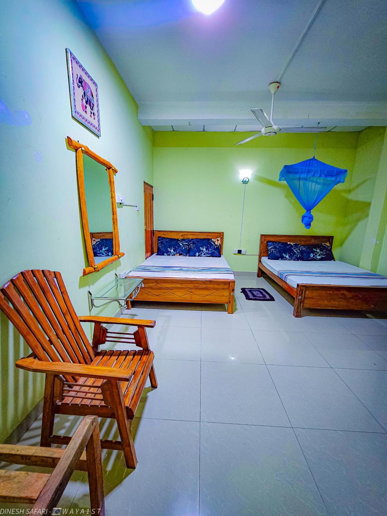 אודוואלאווה Dinesh Safari Homestay מראה חיצוני תמונה